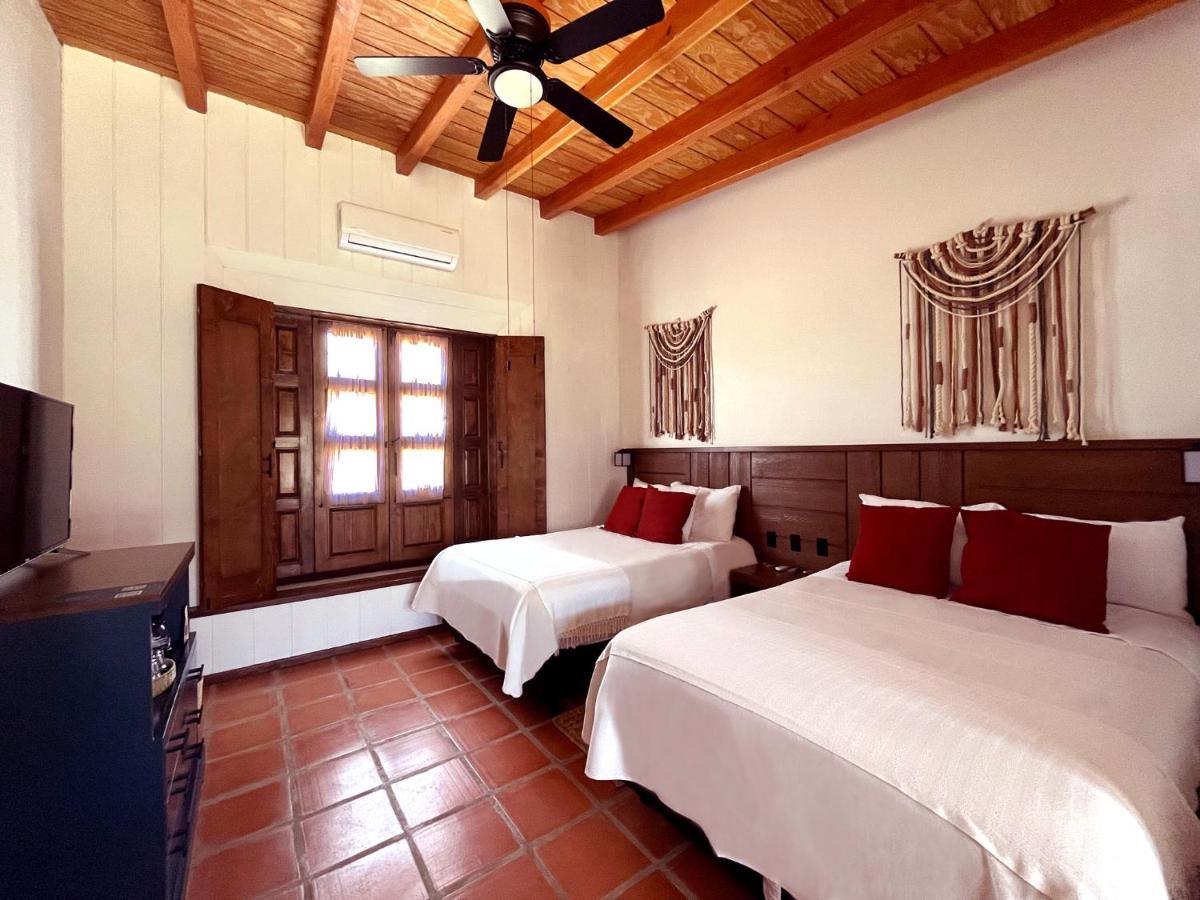 Bed and Breakfast Casa Entrevez Валье-де-Гуадалупе Экстерьер фото
