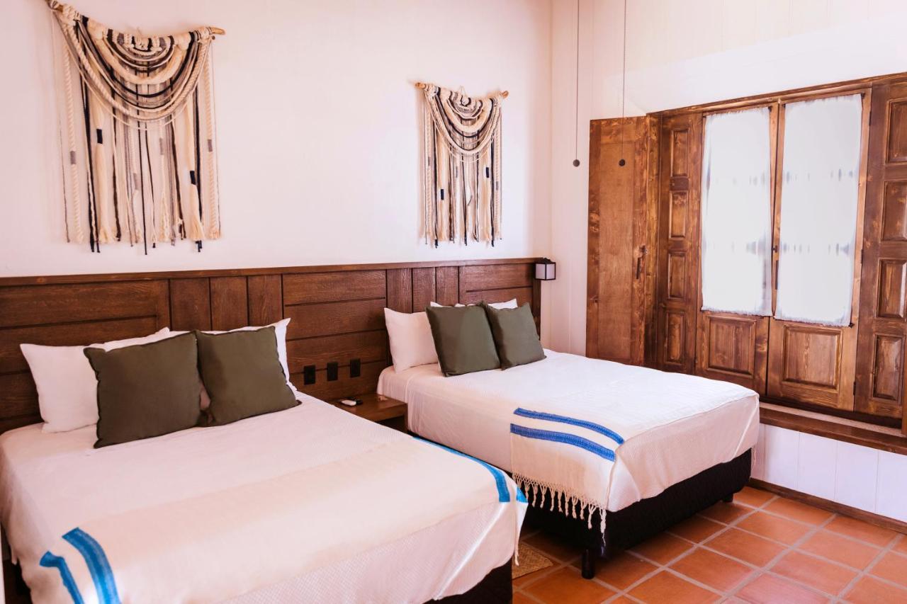 Bed and Breakfast Casa Entrevez Валье-де-Гуадалупе Экстерьер фото